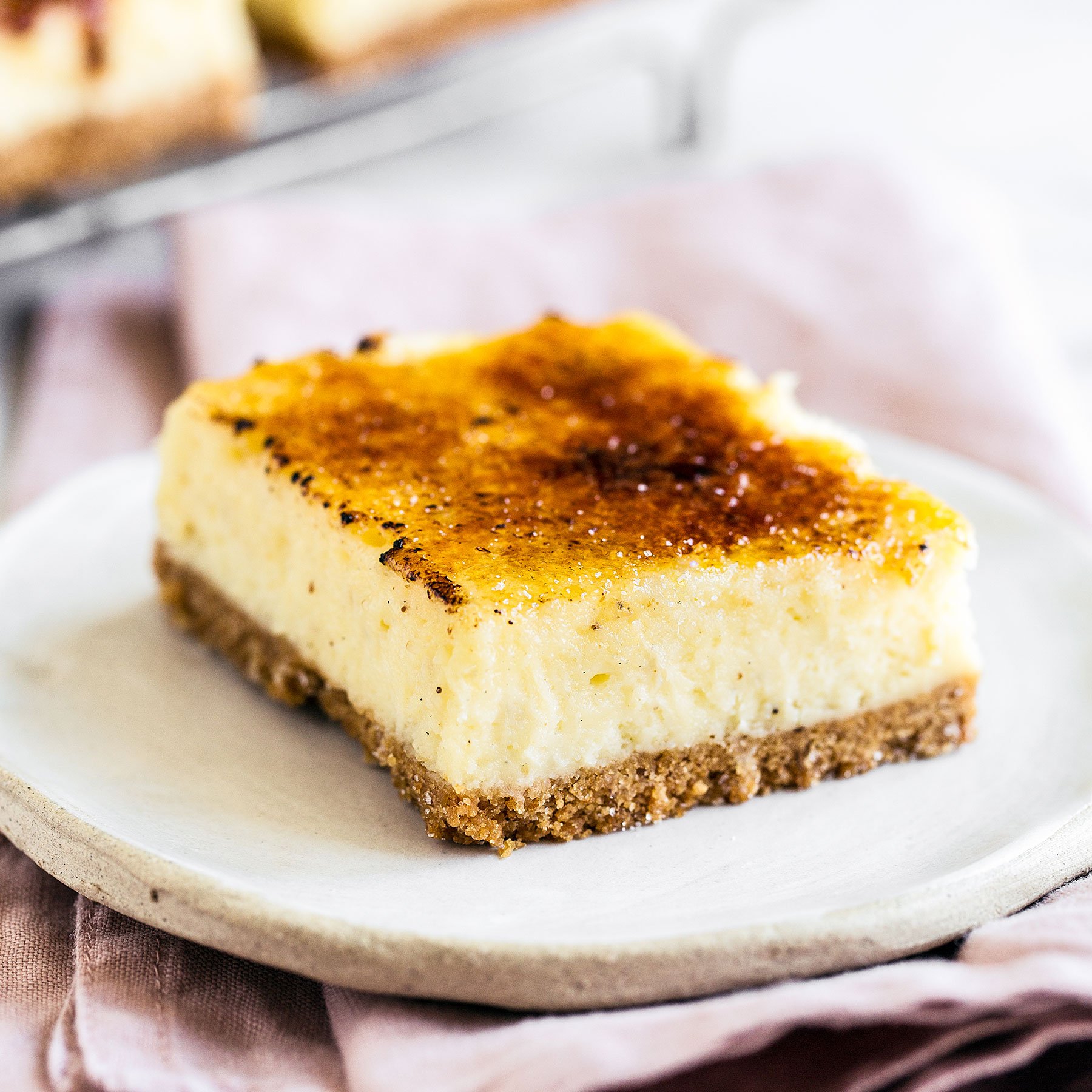 Crème Brûlée Cheesecake Bars