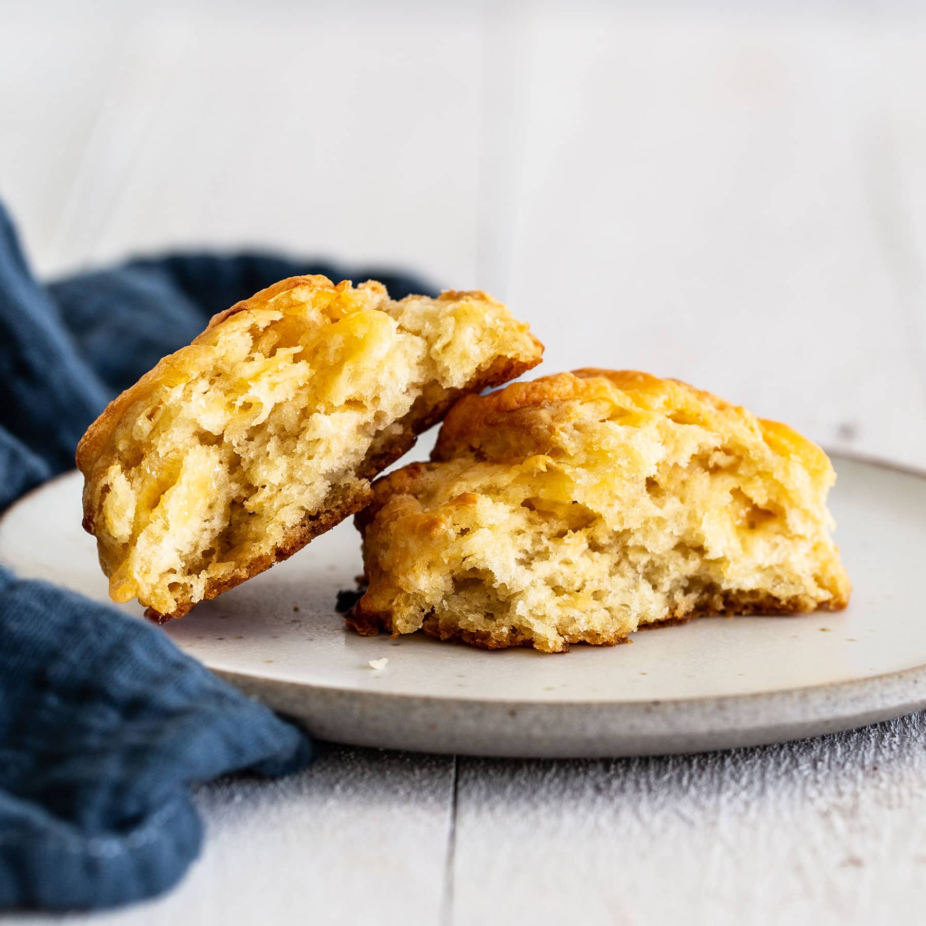 Easy Cheddar Biscuits